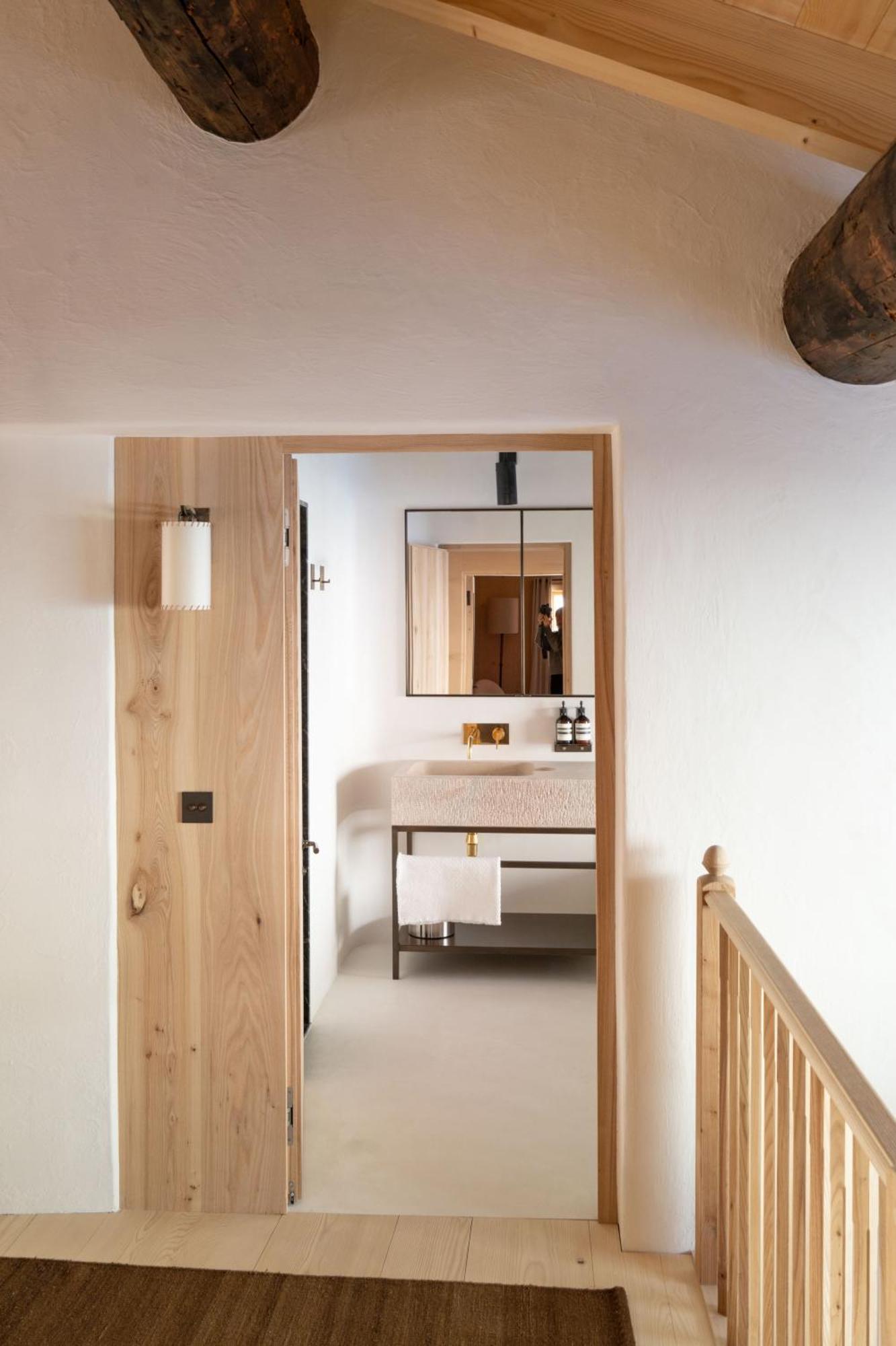 Hotel Almhof Schneider Lech am Arlberg Pokoj fotografie