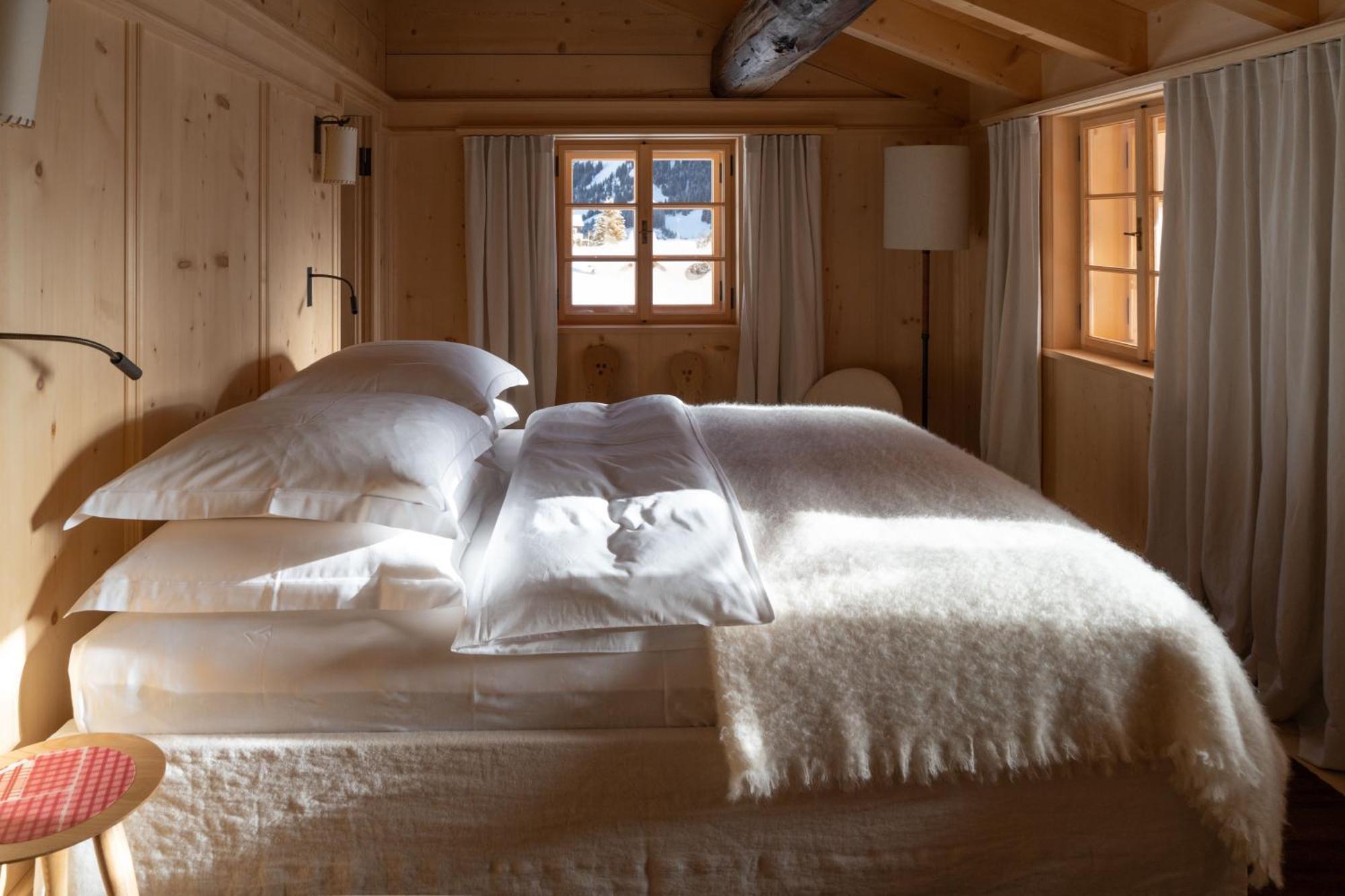Hotel Almhof Schneider Lech am Arlberg Pokoj fotografie